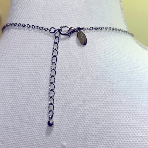 American Eagle Outfitters silvertone necklace with CZ stones in bow - Picture 4 of 4